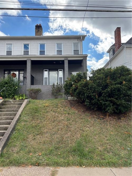 1216 Vance Ave, Coraopolis, PA, 15108-1945 | Card Image