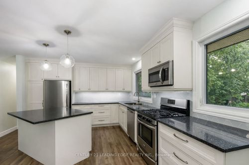 306 Lindan (Room 2) Avenue, Selwyn, ON, K9L1K6 | Card Image