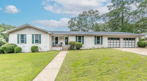 4204 Fox Hill Rd, North Little Rock, AR, 72116-6461 | Card Image