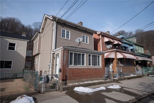 717 Saline St, Pittsburgh, PA, 15207-1039 | Card Image