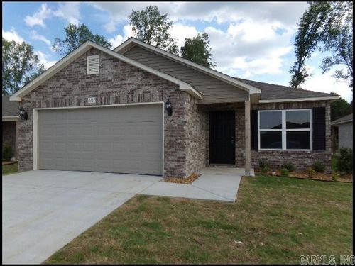 8701 Northwood Creek Dr, North Little Rock, AR, 72113-7762 | Card Image