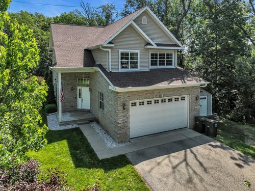 N8986 Swift Lake Road, TROY, WI, 53120 | Card Image