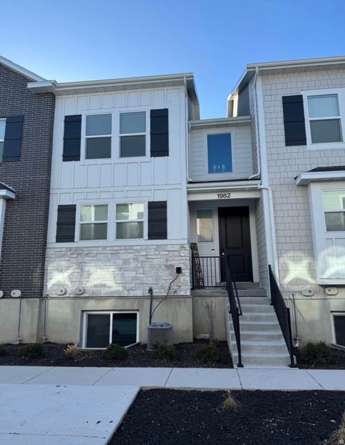 1982 N 3900 W, Lehi, UT, 84048-7039 | Card Image