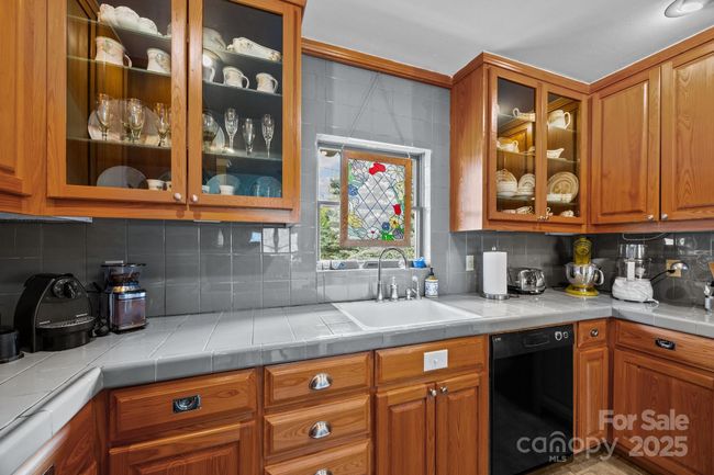 Tile countertops and backsplash | Image 14