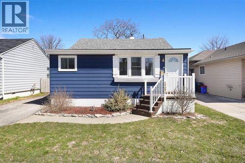 2264 Forest Avenue, Windsor, ON, N8W2G6 | Card Image