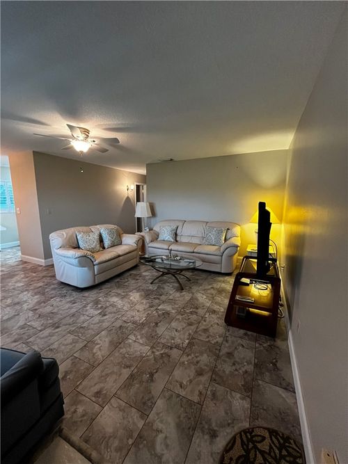 202-8 Vista Palm Ln, Vero Beach, FL, 32962-0808 | Card Image