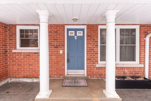 a-10-1651 Nash Road, Clarington, ON, L1E1S8 | Card Image