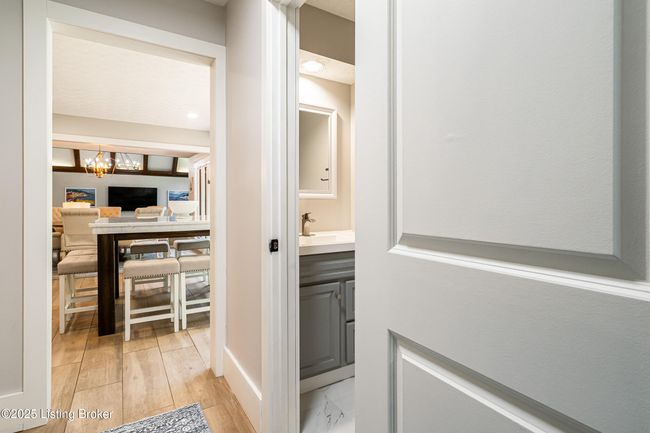 2918 Spickert Knob Rd, House other with 5 bedrooms, 4 bathrooms and null parking in Floyds Knobs IN | Image 27