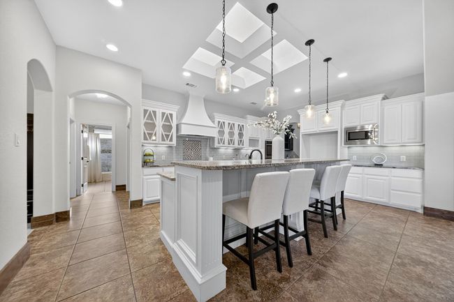 2507 Regency Oaks, House other with 4 bedrooms, 3 bathrooms and 3 parking in Midland TX | Image 17