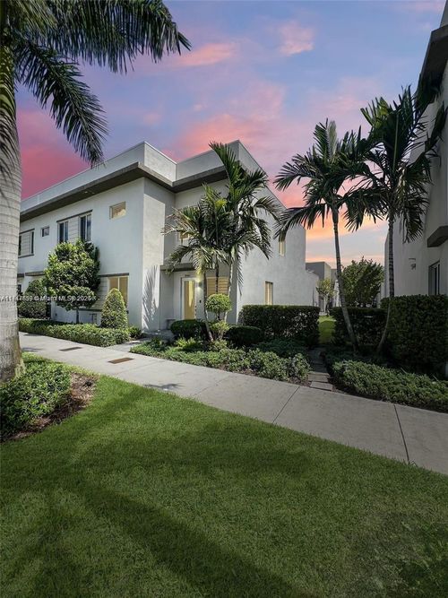 10441-10441 Nw 66th St, Doral, FL, 33178-3899 | Card Image