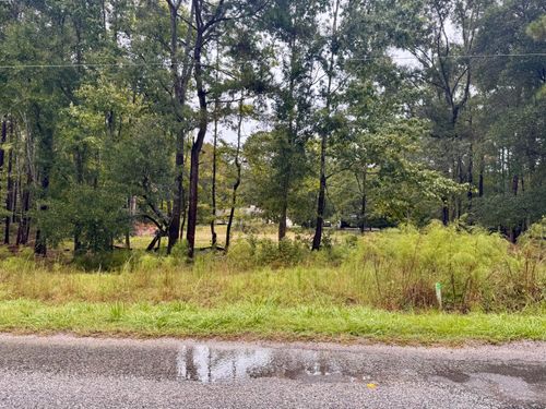 300 Summerset Ln, Summerville, SC, 29483-8395 | Card Image