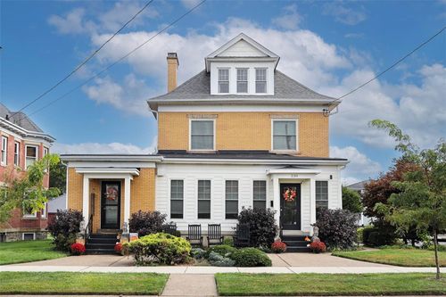 230 W Main St, Ligonier, PA, 15658-1130 | Card Image