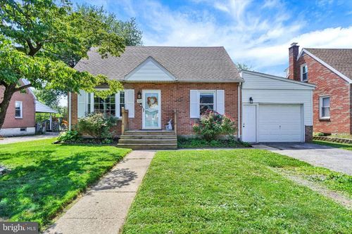 314 Pinehurst Rd, YORK, PA, 17402-4019 | Card Image