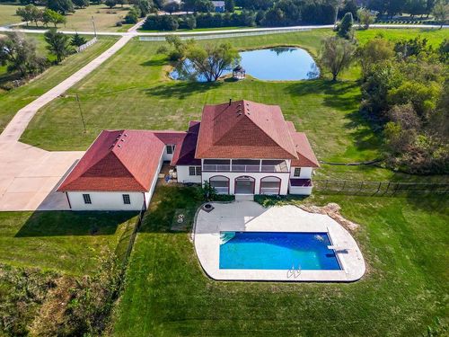 22960 Bedford Rd, Spring Hill, KS, 66083-5537 | Card Image