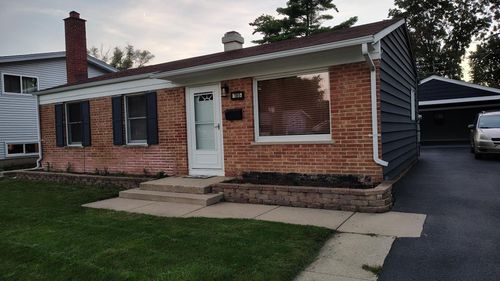 390 Diane Dr, Buffalo Grove, IL, 60089-3507 | Card Image