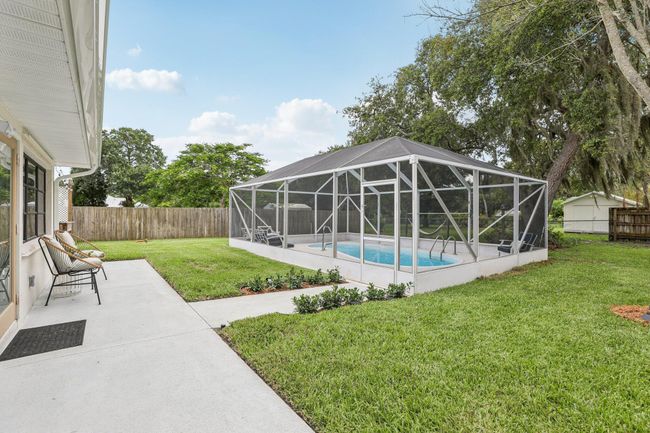 9830 Oak Trl, House other with 3 bedrooms, 3 bathrooms and null parking in Sebastian FL | Image 19