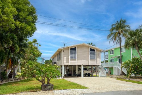 135 Tortuga Ln, Cudjoe Key, FL, 33042-4233 | Card Image