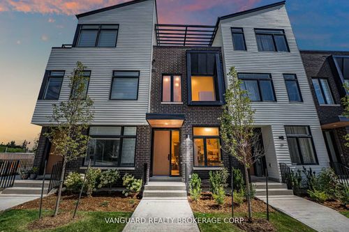 21-15 Lou Parsons Way, Mississauga, ON, L5H0B2 | Card Image