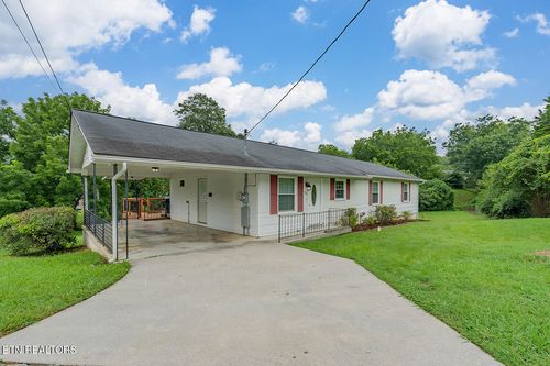 104 W Sheridan Pl, Oak Ridge, TN, 37830-4712 | Card Image