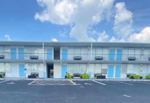 160-515 Bon Air St, LAKELAND, FL, 33805-4663 | Card Image