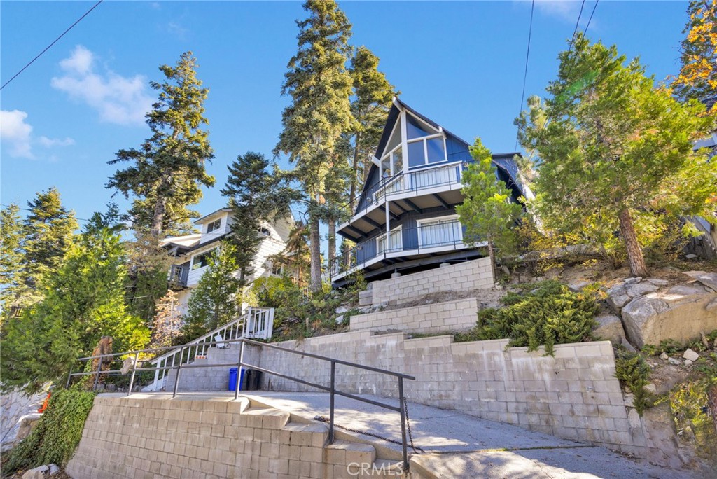 Residential in Lake Arrowhead 3