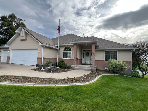 235 Buckingham Dr, Providence, UT, 84332-9670 | Card Image