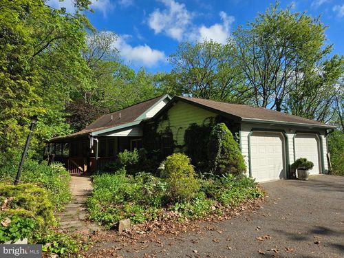 3450 Middle Ridge Rd, NEWPORT, PA, 17074-8120 | Card Image