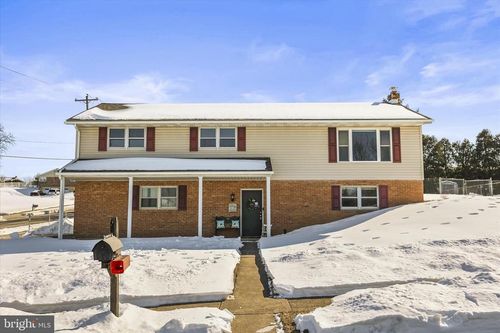 22 Covington Dr, MANCHESTER, PA, 17345-1504 | Card Image