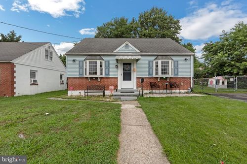 2307 Henlopen Ave, WILMINGTON, DE, 19804-3809 | Card Image