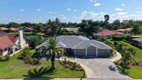 6988 Country Lakes Circle, SARASOTA, FL, 34243 | Card Image
