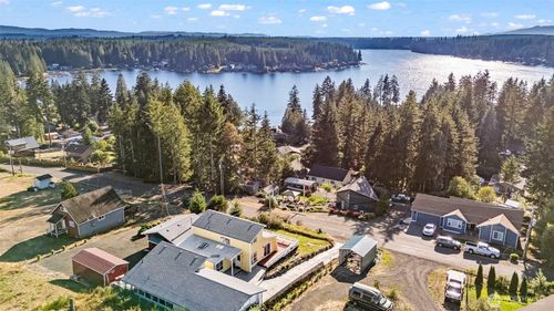 220 E E Olympic Dr, Grapeview, WA, 98546-9791 | Card Image