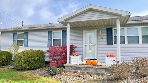 449 Dickens Dr, Mineral Wells, WV, 26150-6009 | Card Image