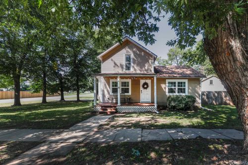 151 S Gorin St, Clearwater, KS, 67026-7813 | Card Image