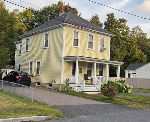 12 Garden St, Franklin, MA, 02038-1816 | Card Image