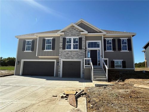 1110 Oak Ridge St, Kearney, MO, 64060-2202 | Card Image
