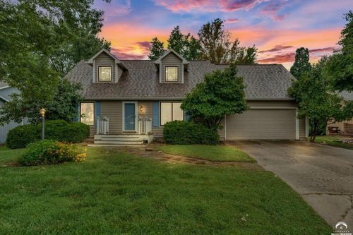 3613 Parkview Ct, Lawrence, KS, 66049-3322 | Card Image