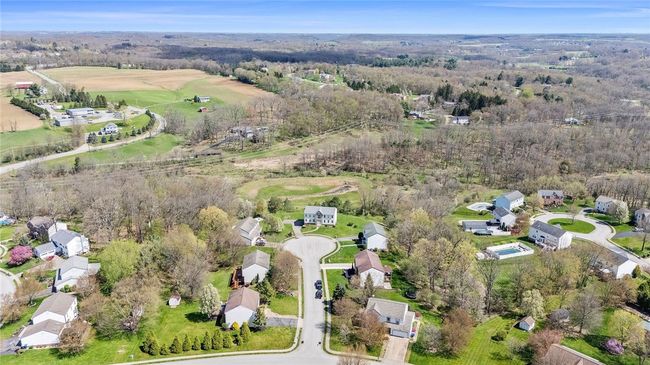 401 Schomburg Ct, House other with 4 bedrooms, 3 bathrooms and 2 parking in Cranberry Twp PA | Image 47