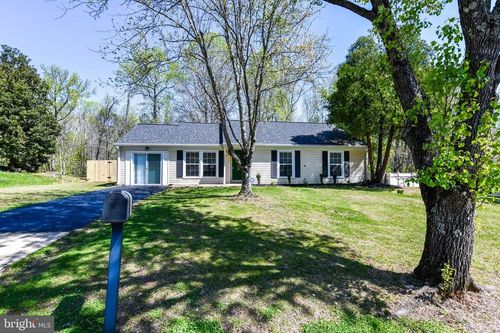 10200 New Orchard Dr, UPPER MARLBORO, MD, 20774-2235 | Card Image