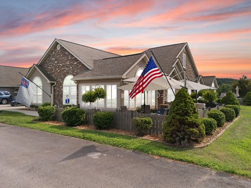 371 Chateau Pl, Bronston, KY, 42518 | Card Image