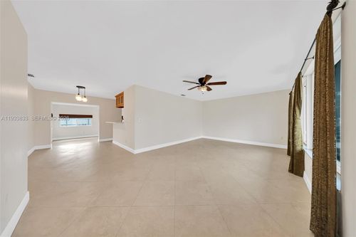18600 Sw 97th Ave, Cutler Bay, FL, 33157-7027 | Card Image