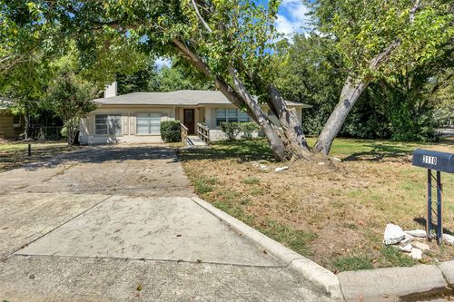 3110 Heather Ln, Denton, TX, 76209-1254 | Card Image