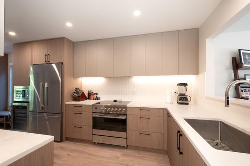 403-1050 Bowron Crt, North Vancouver, BC, V7H2X7 | Card Image