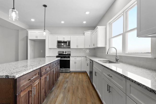 272 Red Oak Ln, Townhouse with 3 bedrooms, 3 bathrooms and 2 parking in Morgantown WV | Image 13
