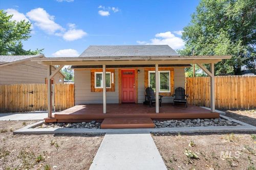 115 Locust St, Horseshoe Bend, ID, 83629-8093 | Card Image