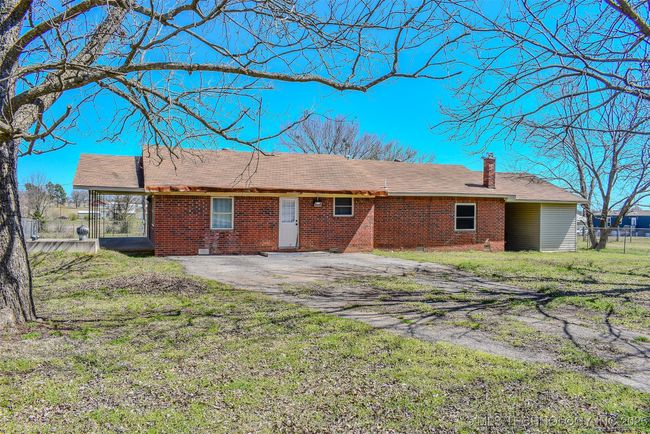 1201 N 4250 Rd, House other with 3 bedrooms, 2 bathrooms and null parking in Hugo OK | Image 32
