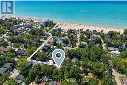 28 Woodward Ave, Lambton Shores, ON, N0M1T0 | Card Image