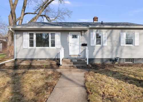 2037 Leclaire St, Davenport, IA, 52803-3037 | Card Image