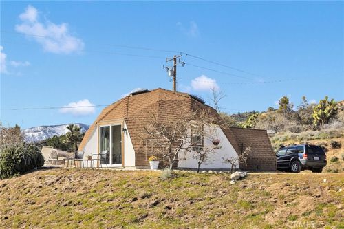 8322 Lebec Rd, Pinon Hills, CA, 92372-9210 | Card Image