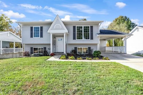 412 Locust St, New Haven, MO, 63068-1010 | Card Image