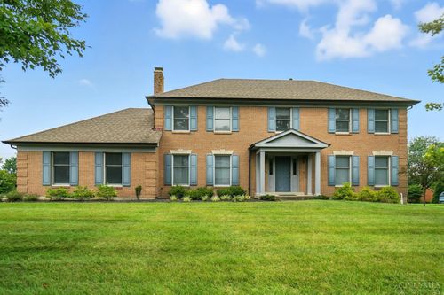 9865 Winnebago Trl, Cincinnati, OH, 45241-3173 | Card Image